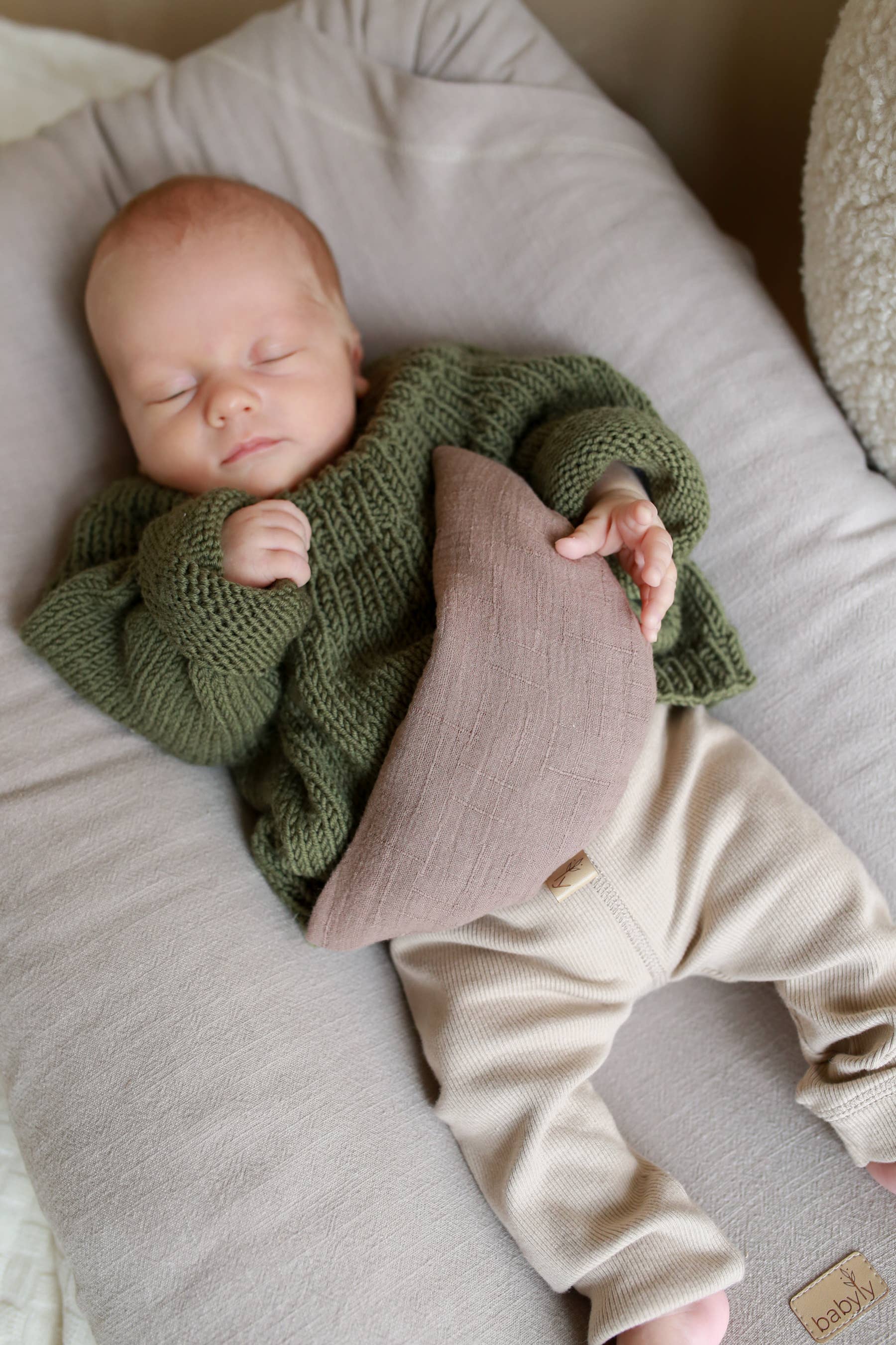 Babyly - Wholesale Hot/Cold Compress - Natural Cherry Pit Pillow Thermophore - semi-circle 6 colors5