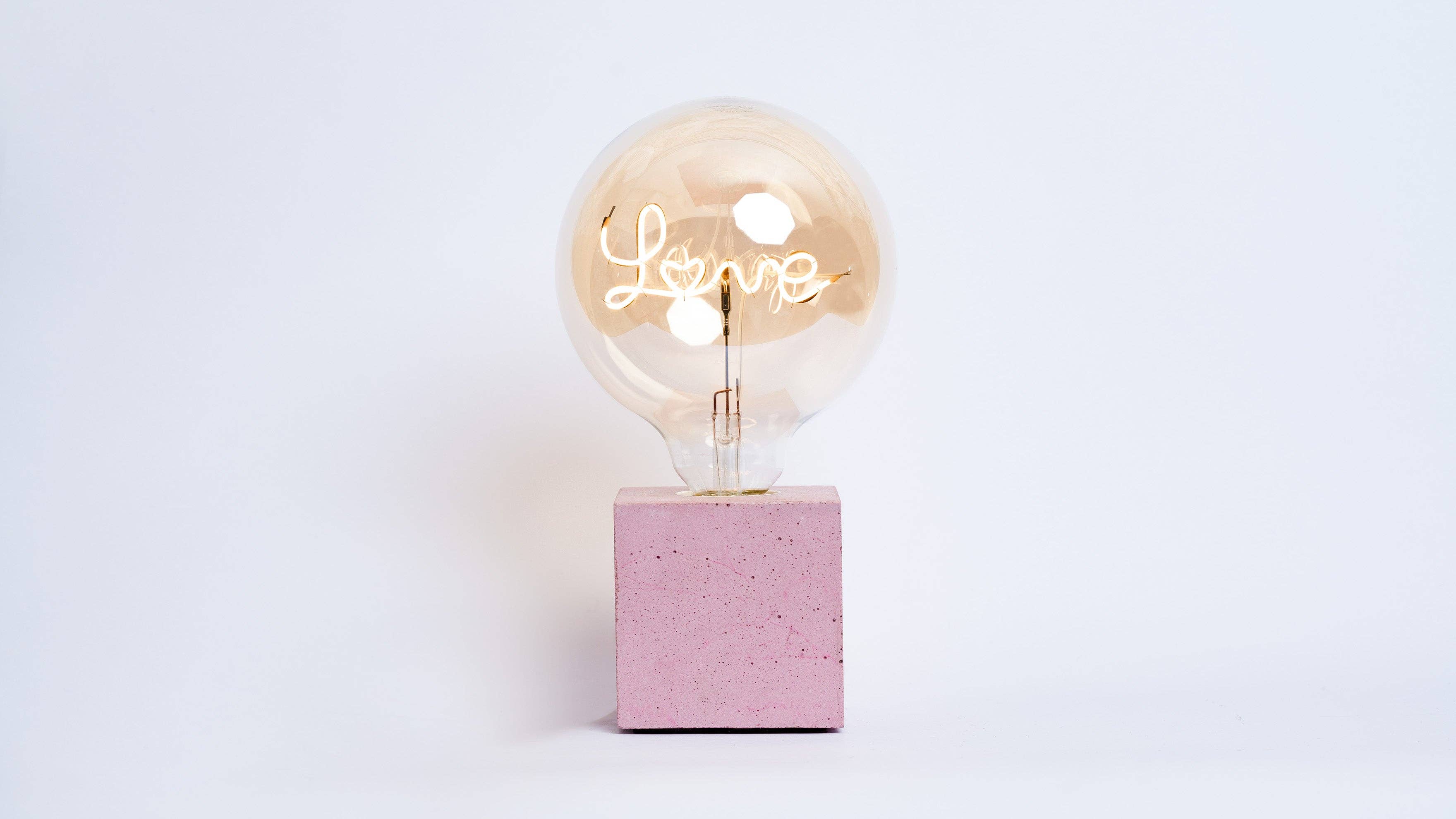 Junny - Wholesale Accent/Desk Lamp - Cube Lamp - Pastel Pink Concrete2