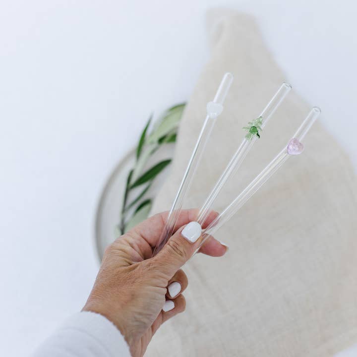 Bake Affair GmbH - Wholesale Drinking Straw - Glass straws with pink heart2