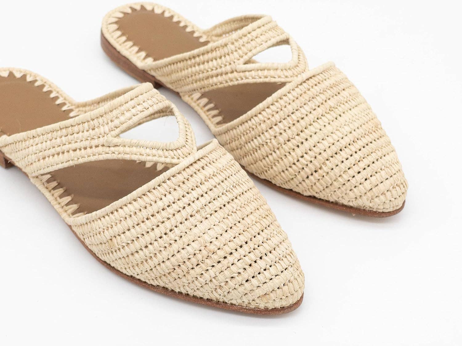 Beige Moroccan Raffia Slippers, Raffia shoes, raffia flats for wholesale on Faire7