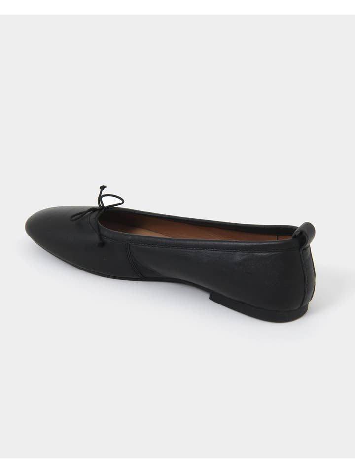 Black Forcast Women's Lizbeth Leather Ballet Flat for wholesale on Faire5