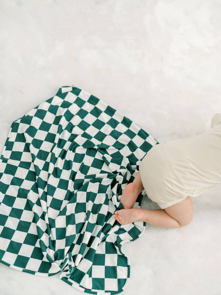 Little Lott Clothing Co. - Wholesale Swaddle - Baby - Bamboo Everything Blanket1