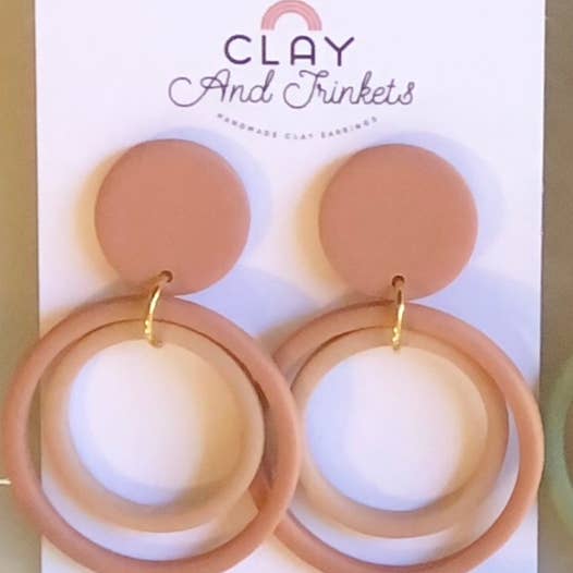 Clay and Trinkets - Venta al por mayor Pendientes colgantes - Aros colgantes de dos tonos