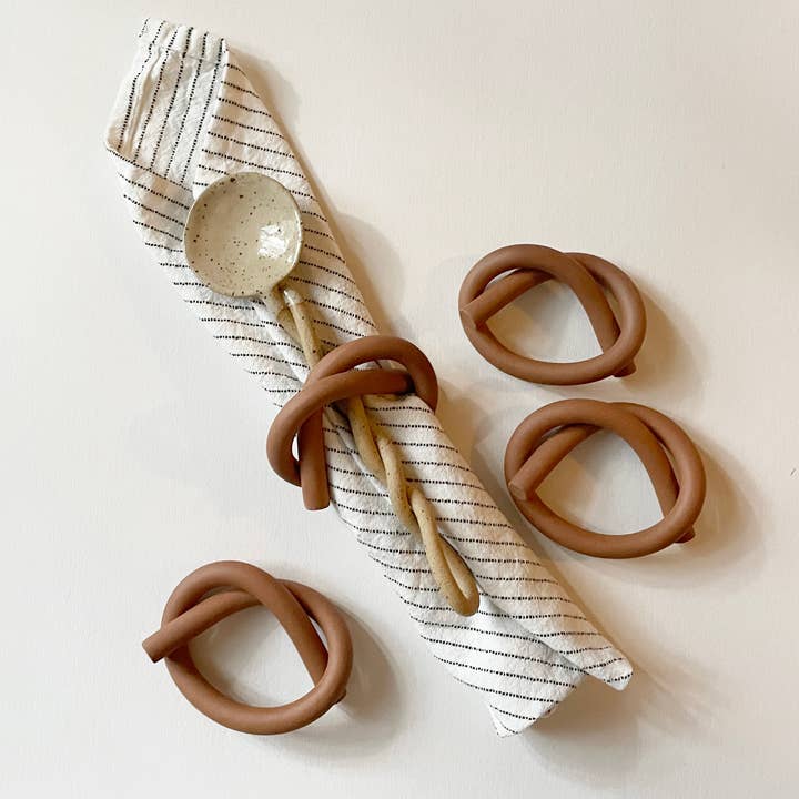Sunday Studio - Wholesale Napkin Ring - Hand-rolled Ceramic Knot Napkin Rings Set of 43