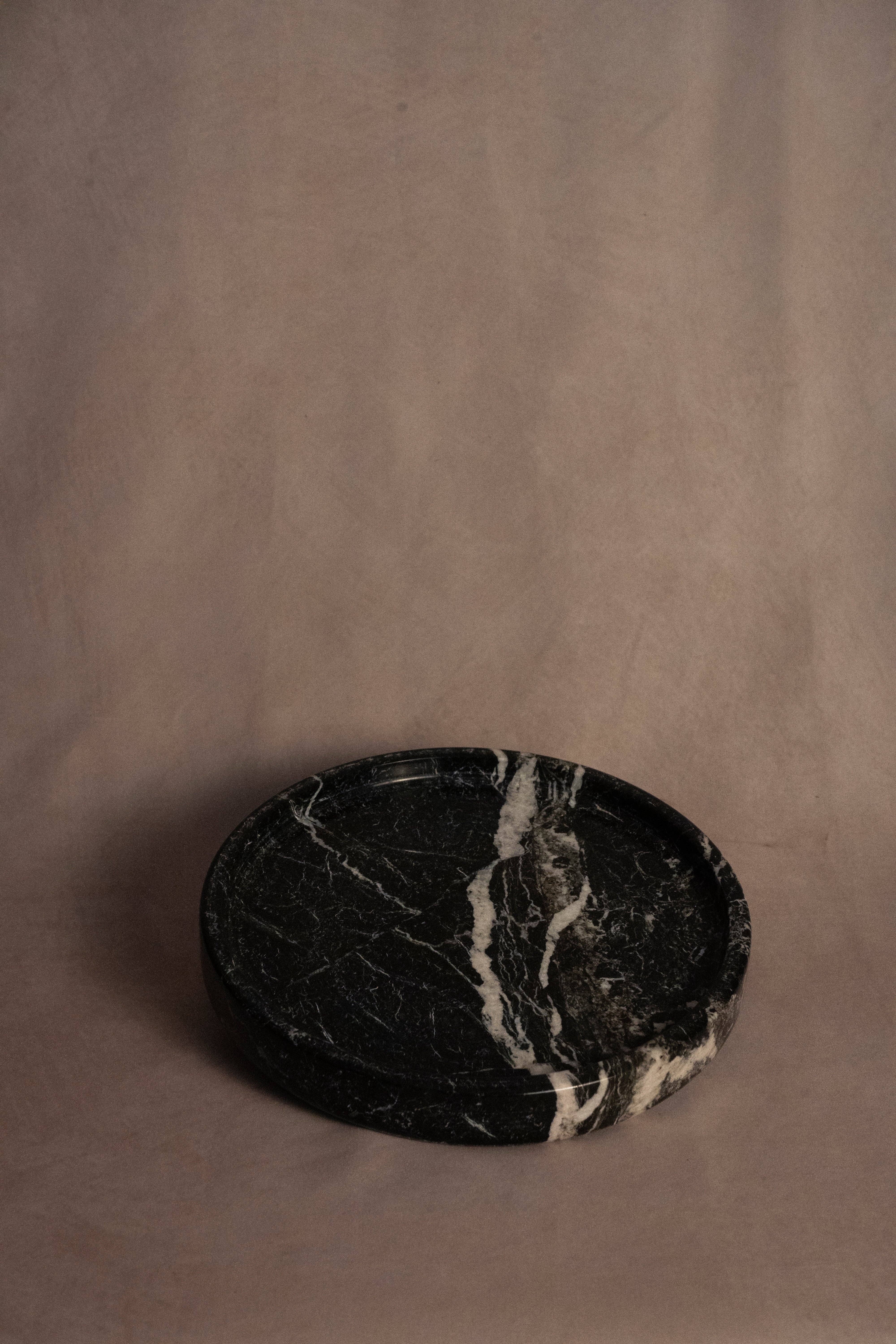 Marigold Market - Vente Plateaux décoratifs - Plateau rond - Marbre zébré noir1