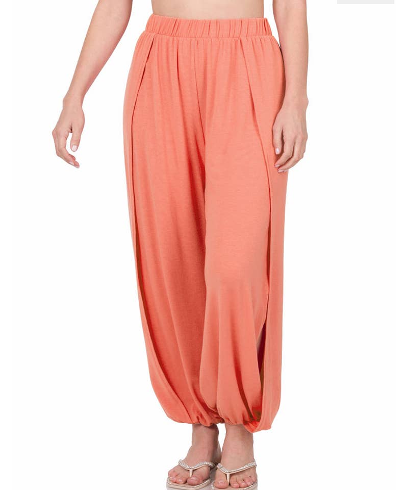 42POPS - Wholesale Pants - Women's - `.Split side pants reg/plus21