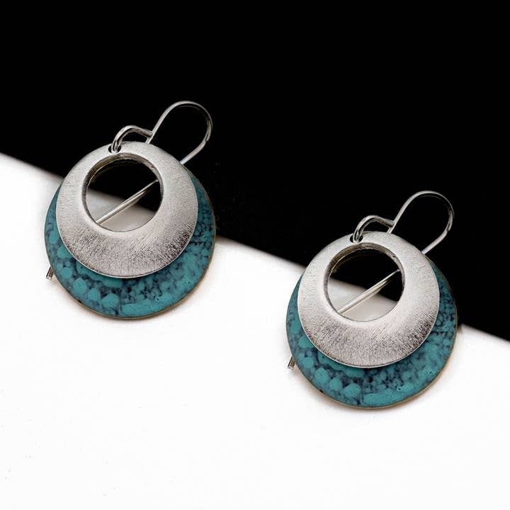 Boucles d'oreilles en métal brossé et cercle ouvert/Boucles d'oreilles personnalisées pour la vente par YuuJewels