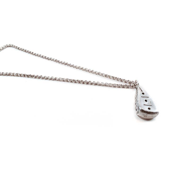 Gouttelette de pyramide en argent pour la vente par Rebecca Nadler Designs