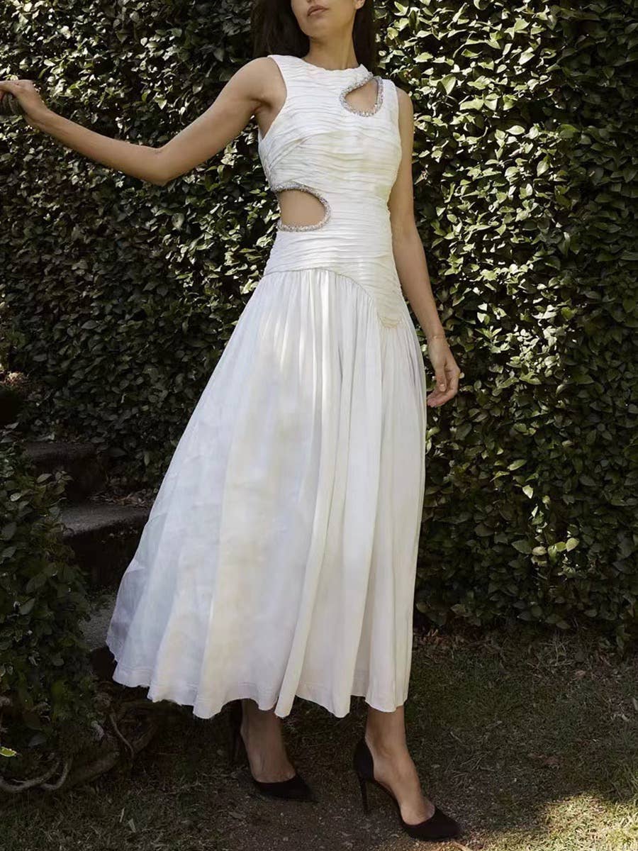 Productseeker - Vendita all'ingrosso Vestito - Donna - DR0137 Spring Elegance: abito sottile e plissettato senza maniche2