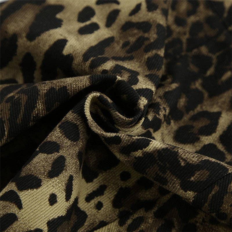 Fashionable Leopard Print Shorts for wholesale on Faire6