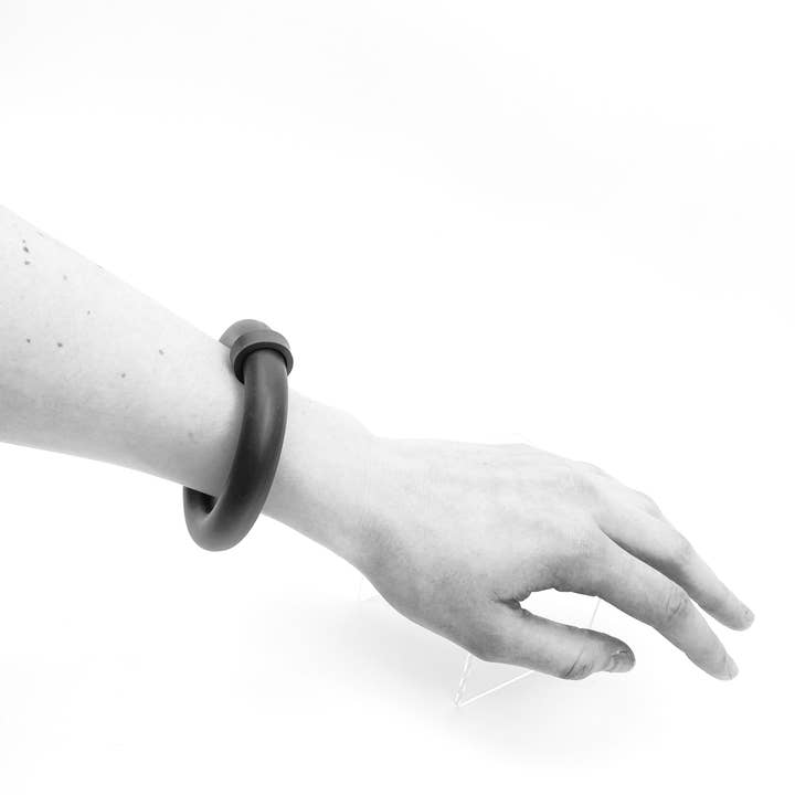 Black Round, rubber, industrial Bangle, Industrial soft bracelet for wholesale on Faire2