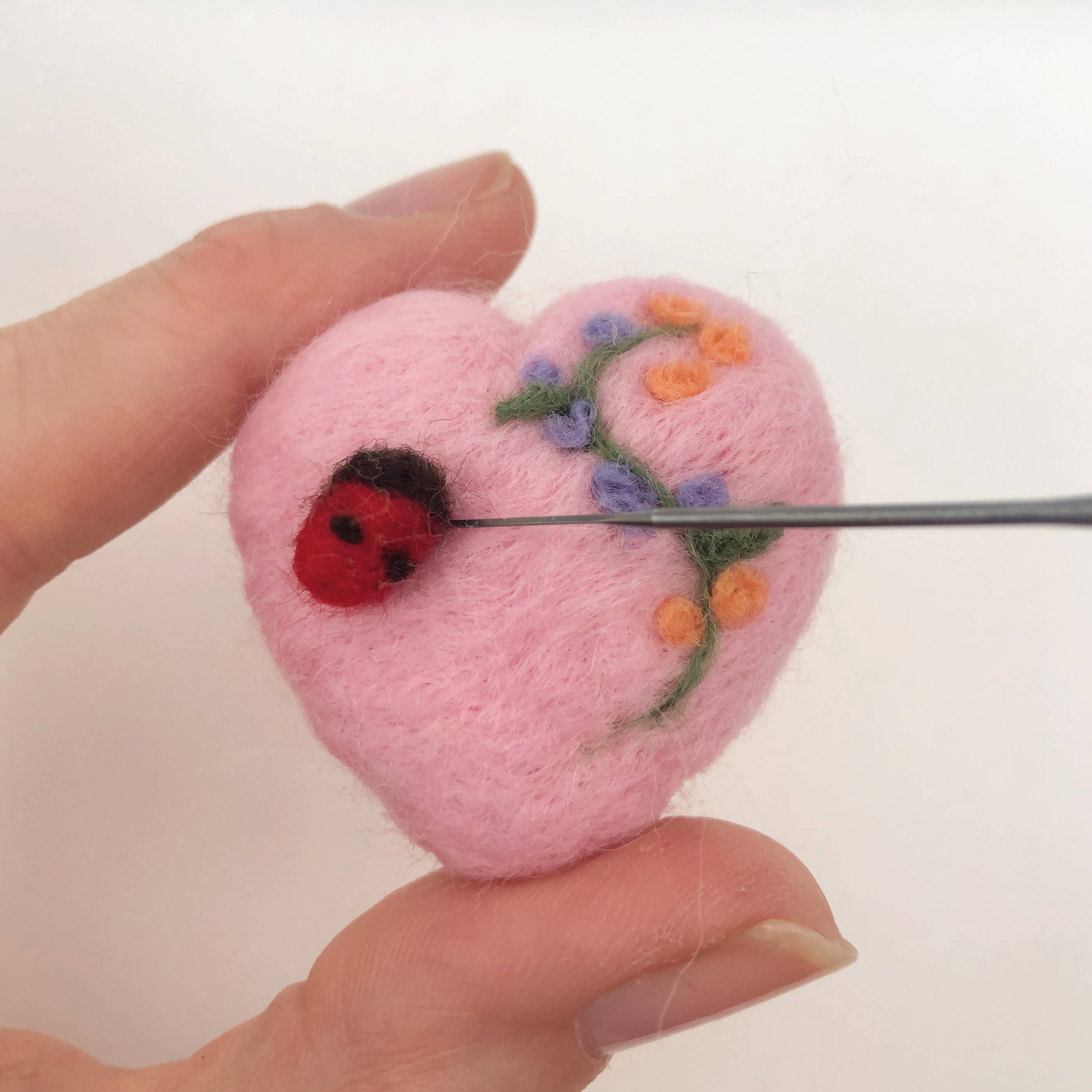 Bergin & Bath - Venta al por mayor Kit de manualidades - Kit de fieltro con aguja - Primavera. Manualidad bonita para Pascua8