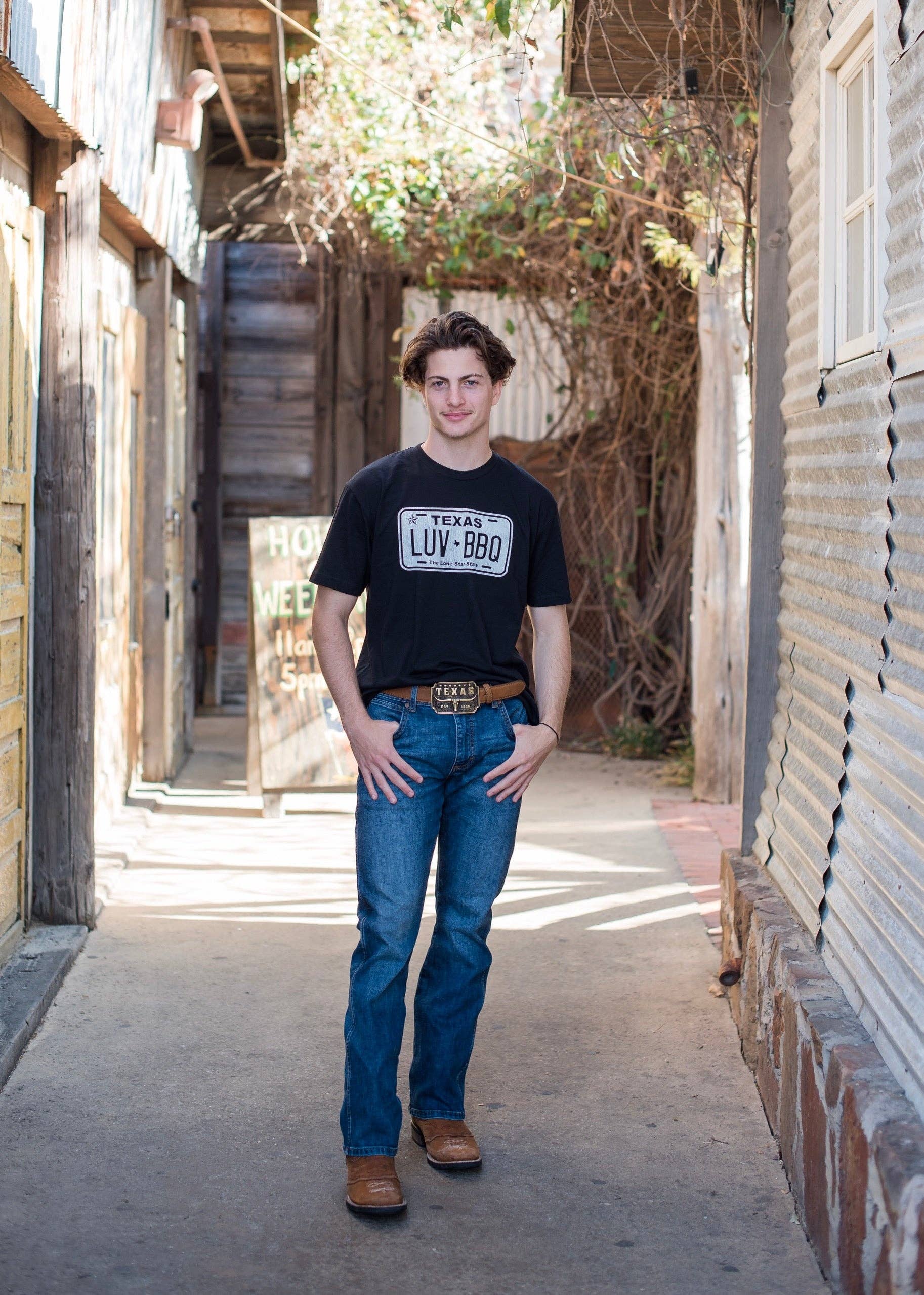 Black Texas LUV BBQ T-Shirt for wholesale on Faire1