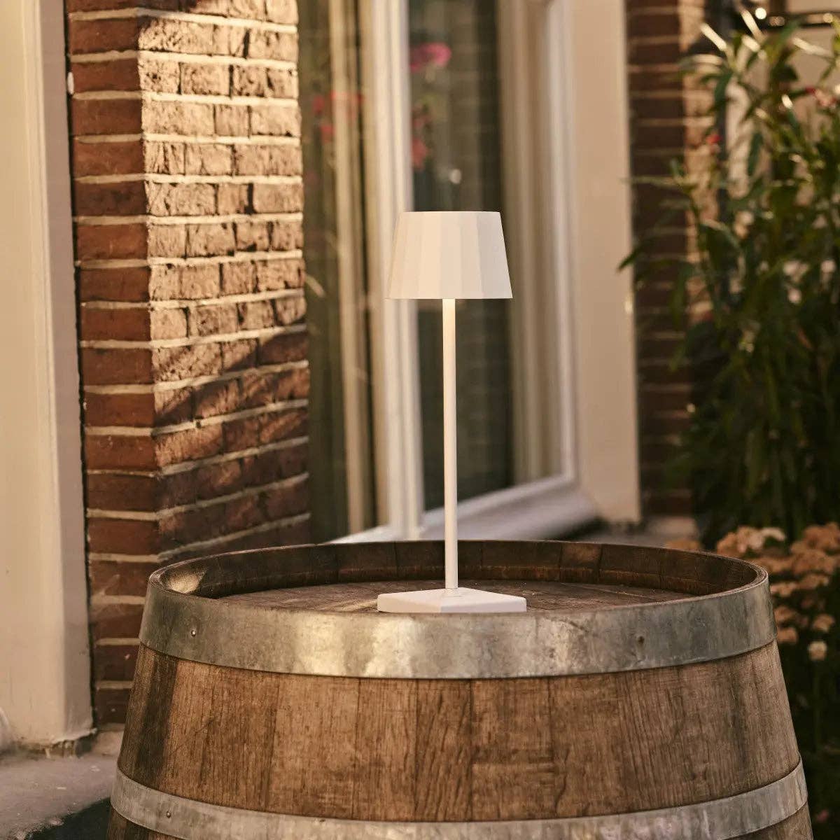 Tavellio – Candeeiro de secretária/decorativo por atacado – Candeeiro de Mesa Recarregável William Branco | Sem Fios, Regulável & 120 Horas de Autonomia5