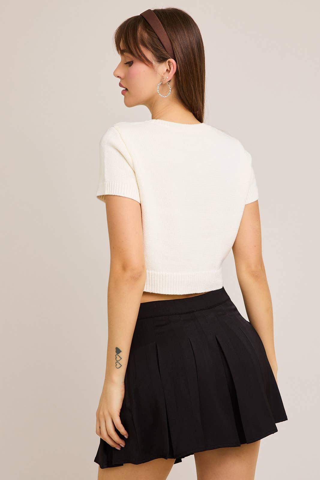 LE LIS - Wholesale Knit Top - Women's - SHORT SLEEVE CREW NECK TEDDY BEAR SWEATER TOP22