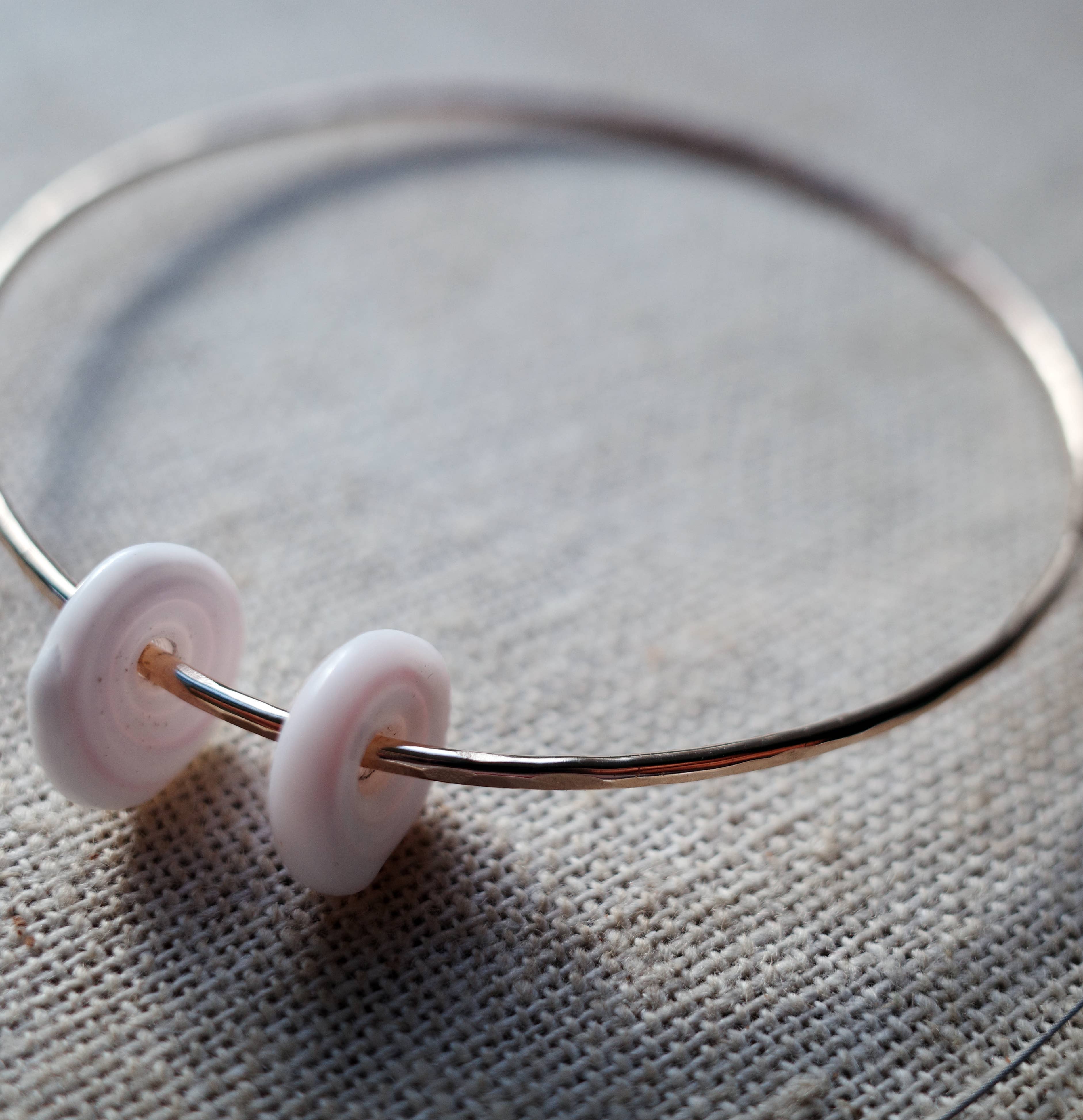 Flotsam & Co. Hawaii - Wholesale Bangle Bracelet - Puka Shell Bangle2