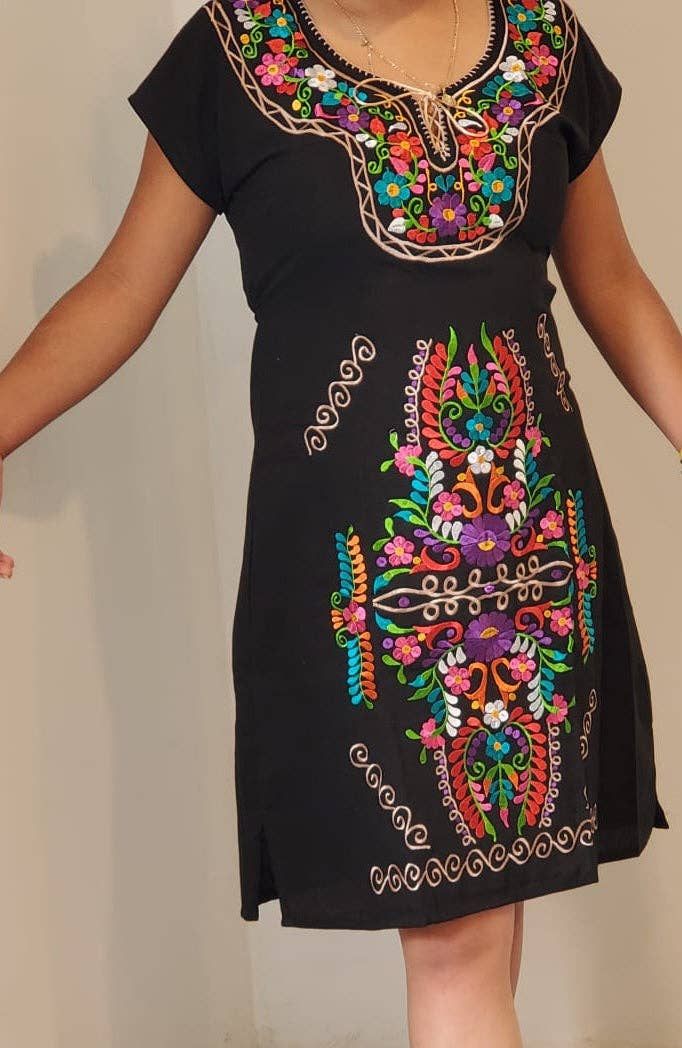 Puerta21 – wholesale Dress – Women's – Oaxacan Dress Mexican Embroidered Dress from Oaxaca Mexico1