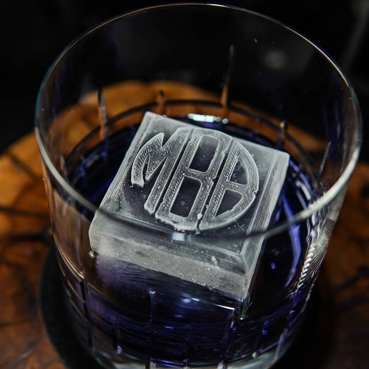 Siligrams - Wholesale Ice tray/mould - Custom Ice Cube Tray, Customize w/ Text or Logo3