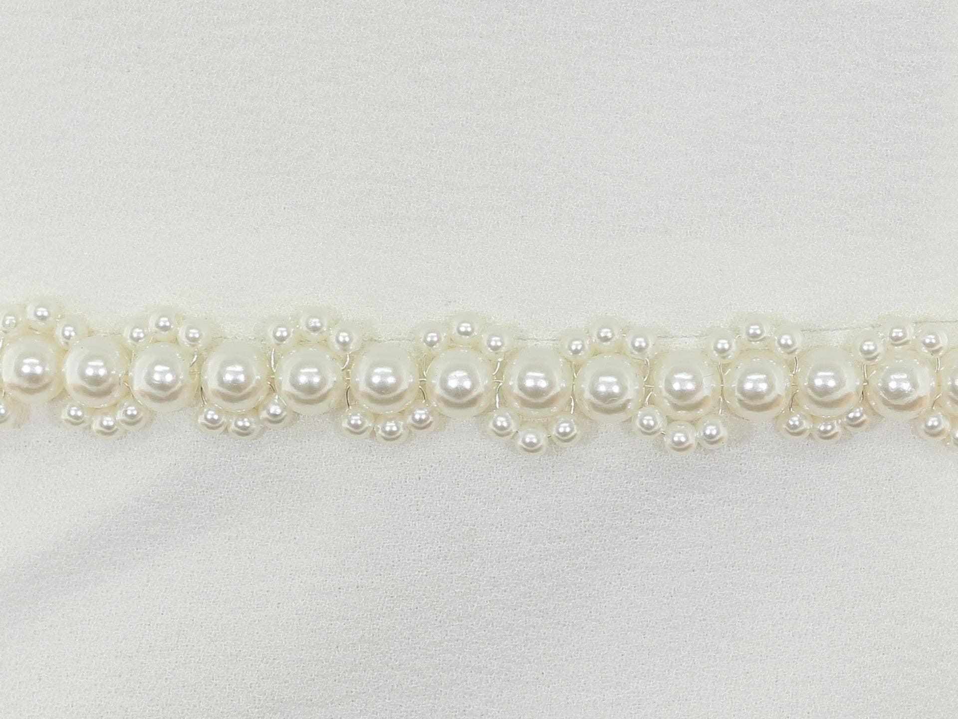 Farinosa Bridal – wholesale Belt – Women's – S1005 Elegant Off White Pearls Bridal Sash Belt1