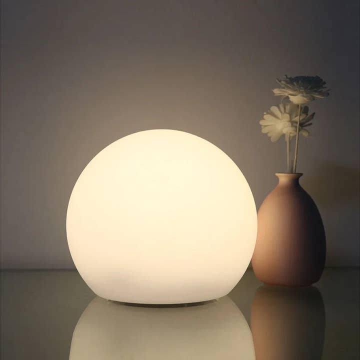 BRECK + FOX - Wholesale Accent/Desk Lamp - Table Globe Lamp