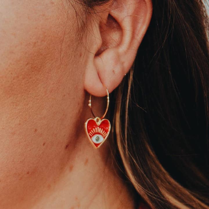 Golden Hour Designs – Brincos de argola por atacado – Brincos de Argola Coração de Proteção - Olho Grego, Esmalte, Místico3