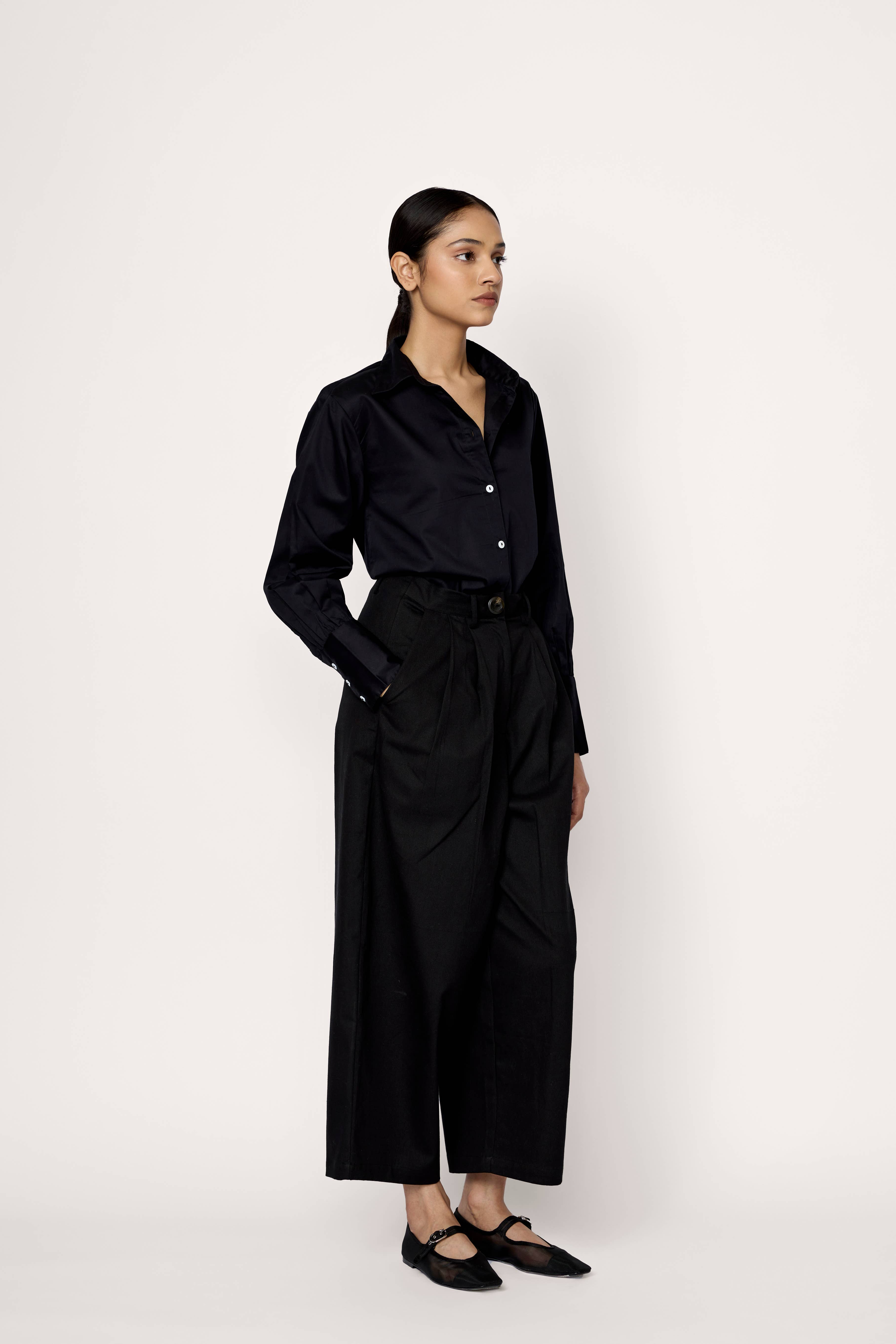 LAUDE the Label - Wholesale Button Down Shirt - Women's - Button Down shirt, black poplin / Museo2