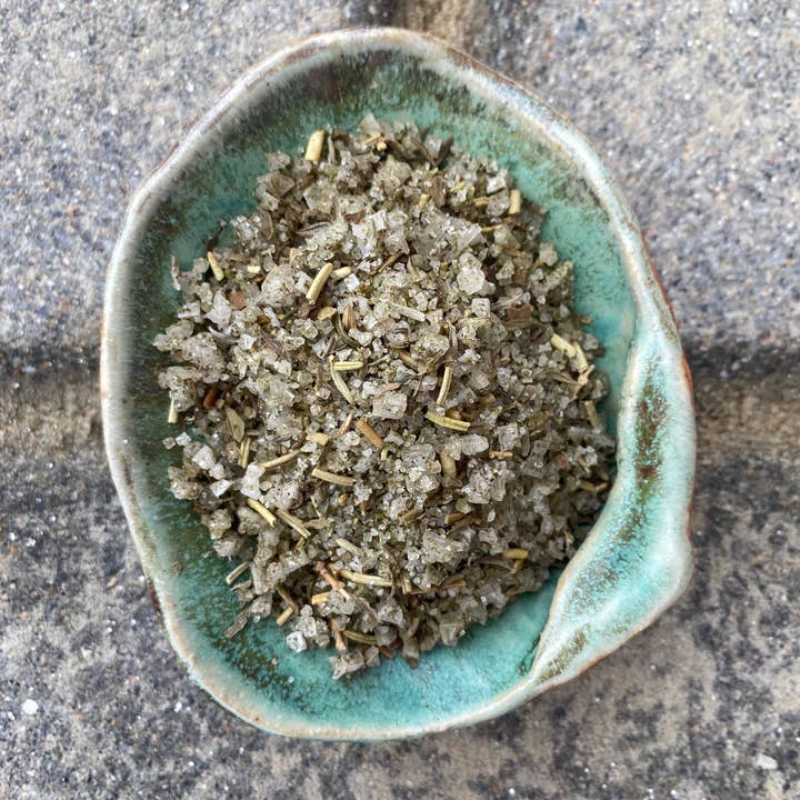 1 lb Garden Herb Sea Salt for wholesale by Salt Traders