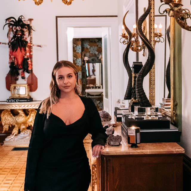 Whitaker & Bull - Wholesale Jar/Filled Candle - Casey Smith Limited Edition 9 oz. Candle Set7