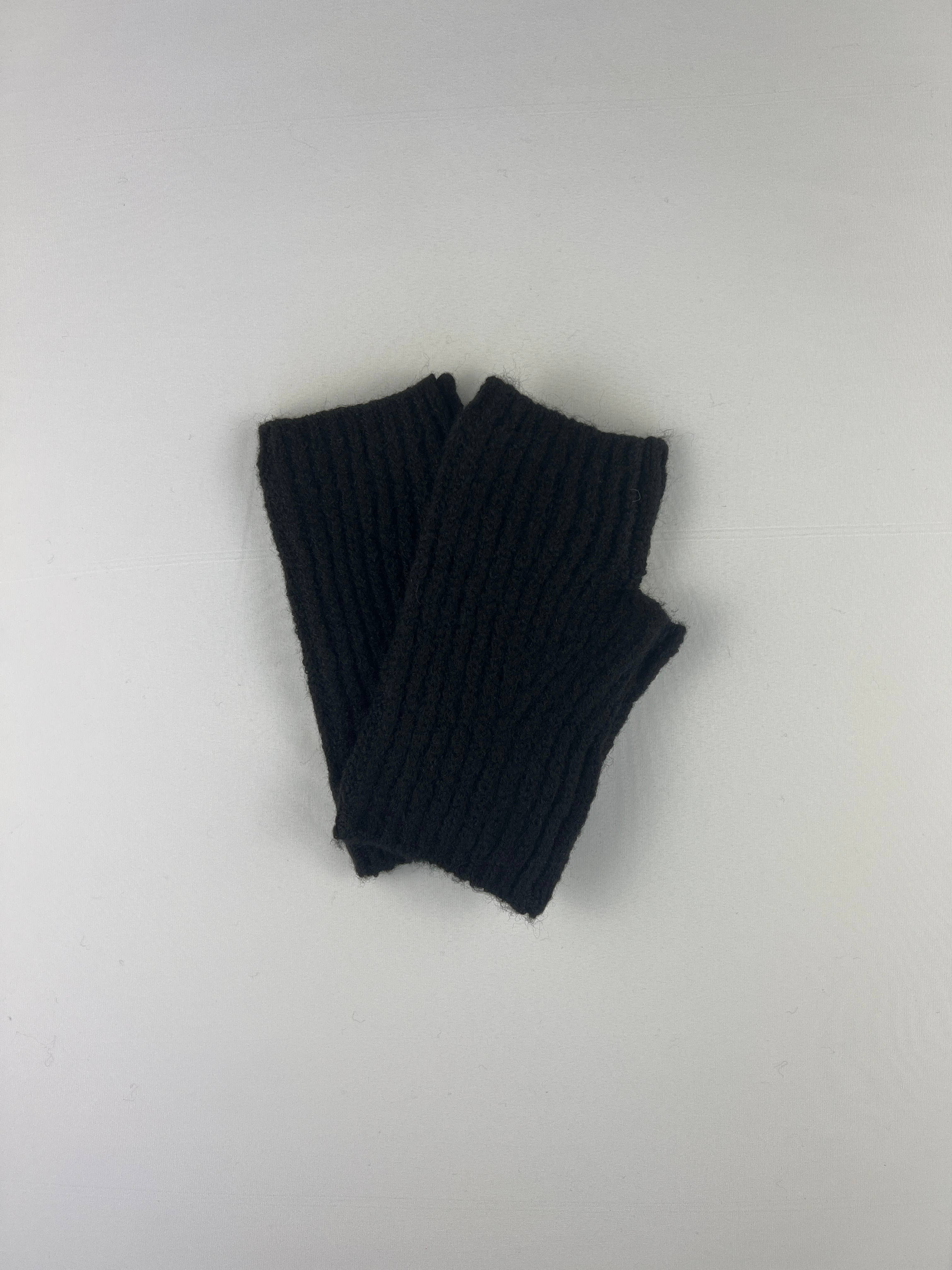 L'Emotion - Wholesale Winter Accessory Set - Women's - Ribbed Scarf Hat Mittens Set with Fringe 40% Wool3