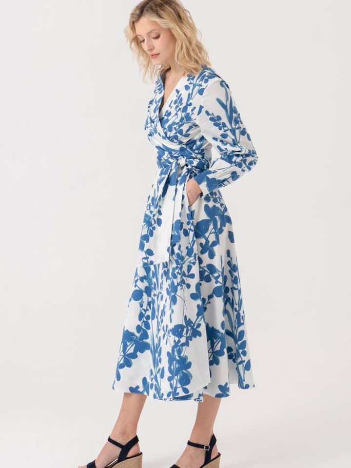 Marianna Déri GmbH - Wholesale Dress - Women's - Wrap dress with blue leaves3