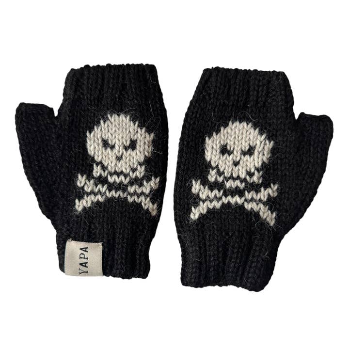 YAPA - Wholesale Mittens - Kids - Kids Alpaca Mittens Skull and crossbones0
