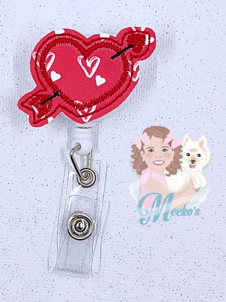 Rollo de insignias con forma de corazón de San Valentín para enfermeras y profesores para venta al por mayor de Meeko’s Must Haves