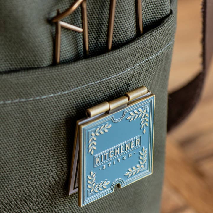 Quince & Co. - Wholesale Lapel Pin/Button - kitchener stitch pin1