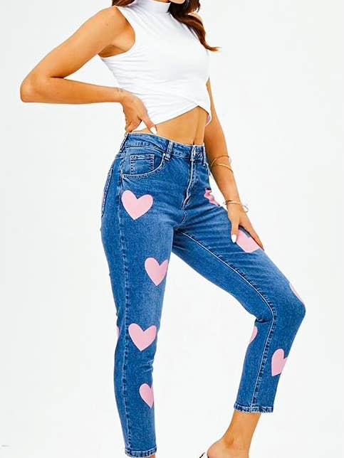 Jeans estilo mamá con detalle de corazones para venta al por mayor de Evanillastore