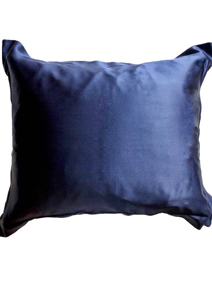 Silk Pillowcase | Navy Blue for wholesale by Flair Copenhagen