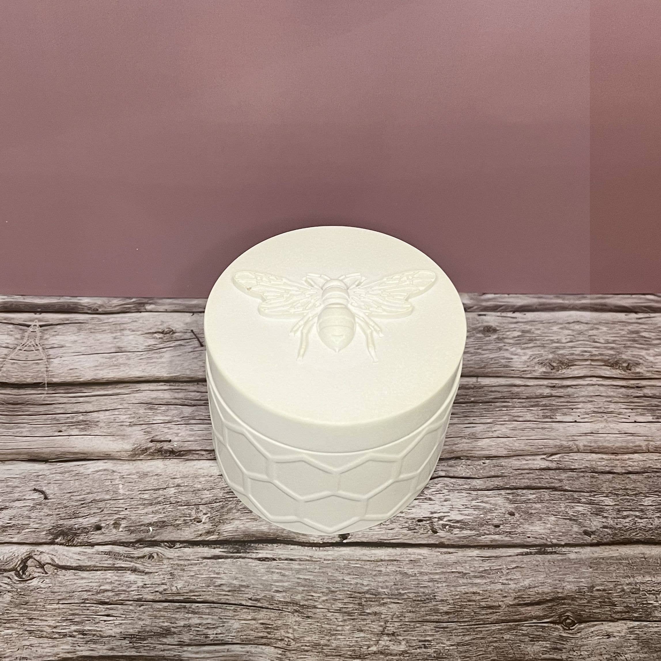 Paper Kuts - Wholesale Candle Holder - Handcrafted Bee Candle Jar | Eco-Friendly and Non-Toxic4