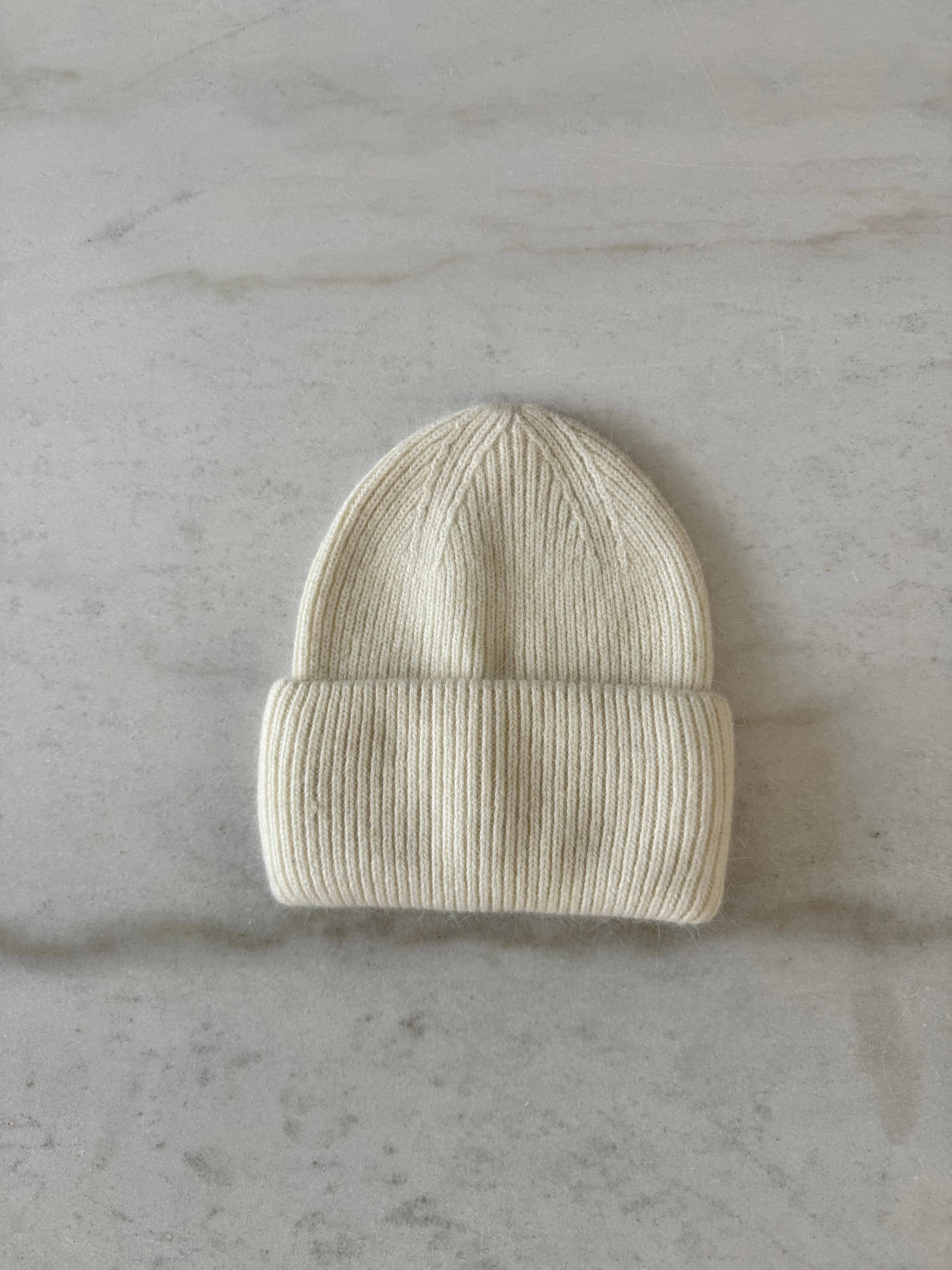Billy Bamboo - Wholesale Beanie - Women's - ROYAL ANGORA BEANIE - neutral20