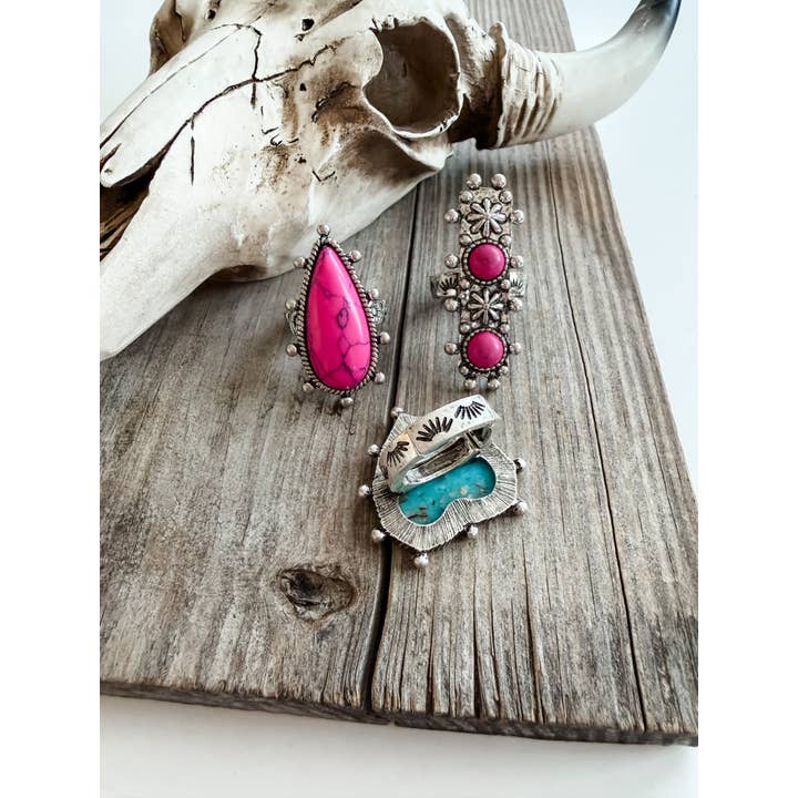 Boho Ranch Shop - Wholesale Cocktail/Statement Ring - Western Style Teardrop Turquoise Stone Stretch Ring2