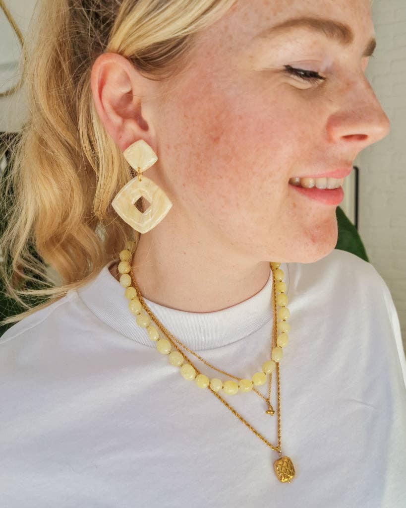 BLOSS Jewelry - Wholesale Beaded/Pearl Necklace - Chain Butter Yellow Stone2