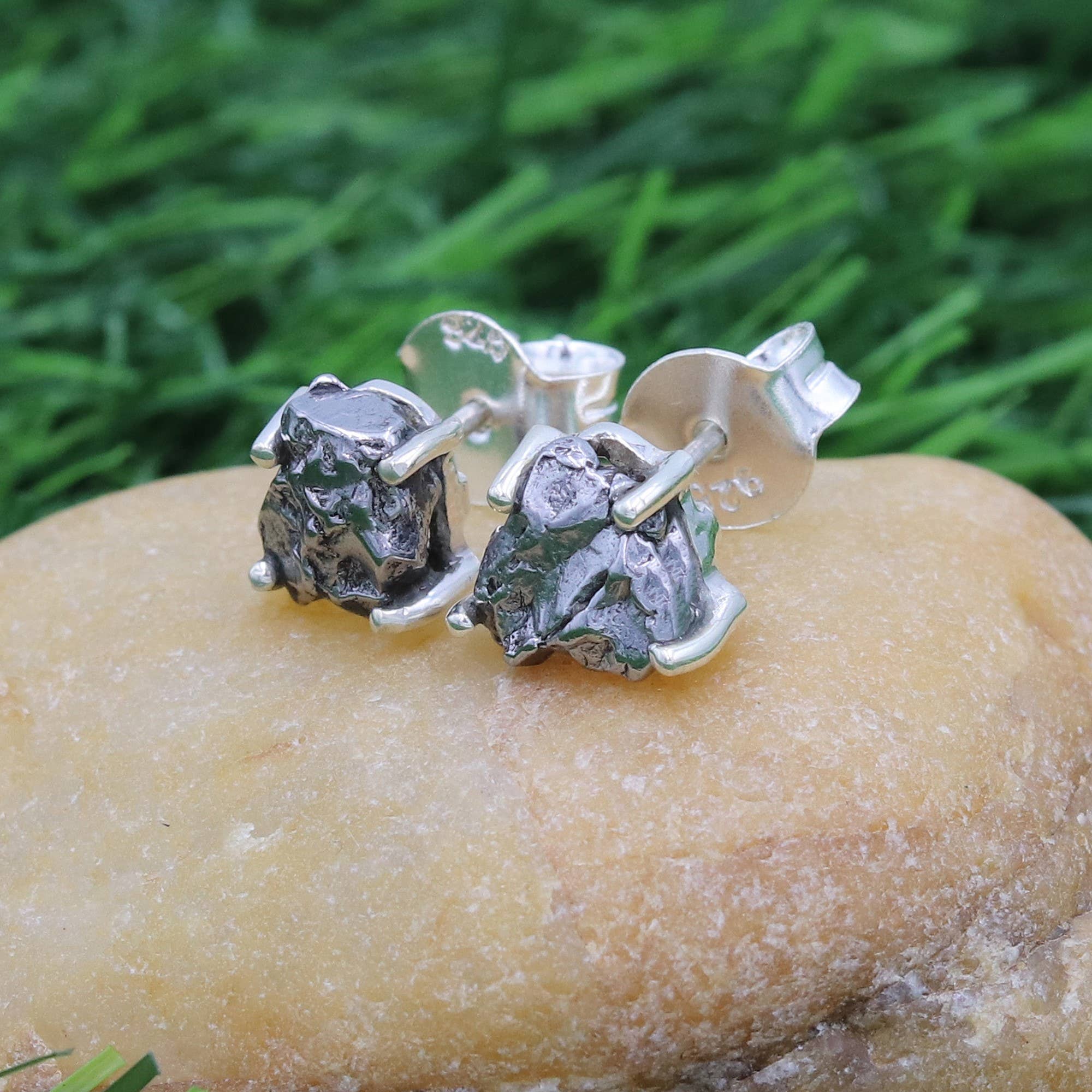 Jay Jools - Vente Clous d'oreille - Boucles d'oreilles clous météorite : Bijoux spatiaux uniques en argent 9259