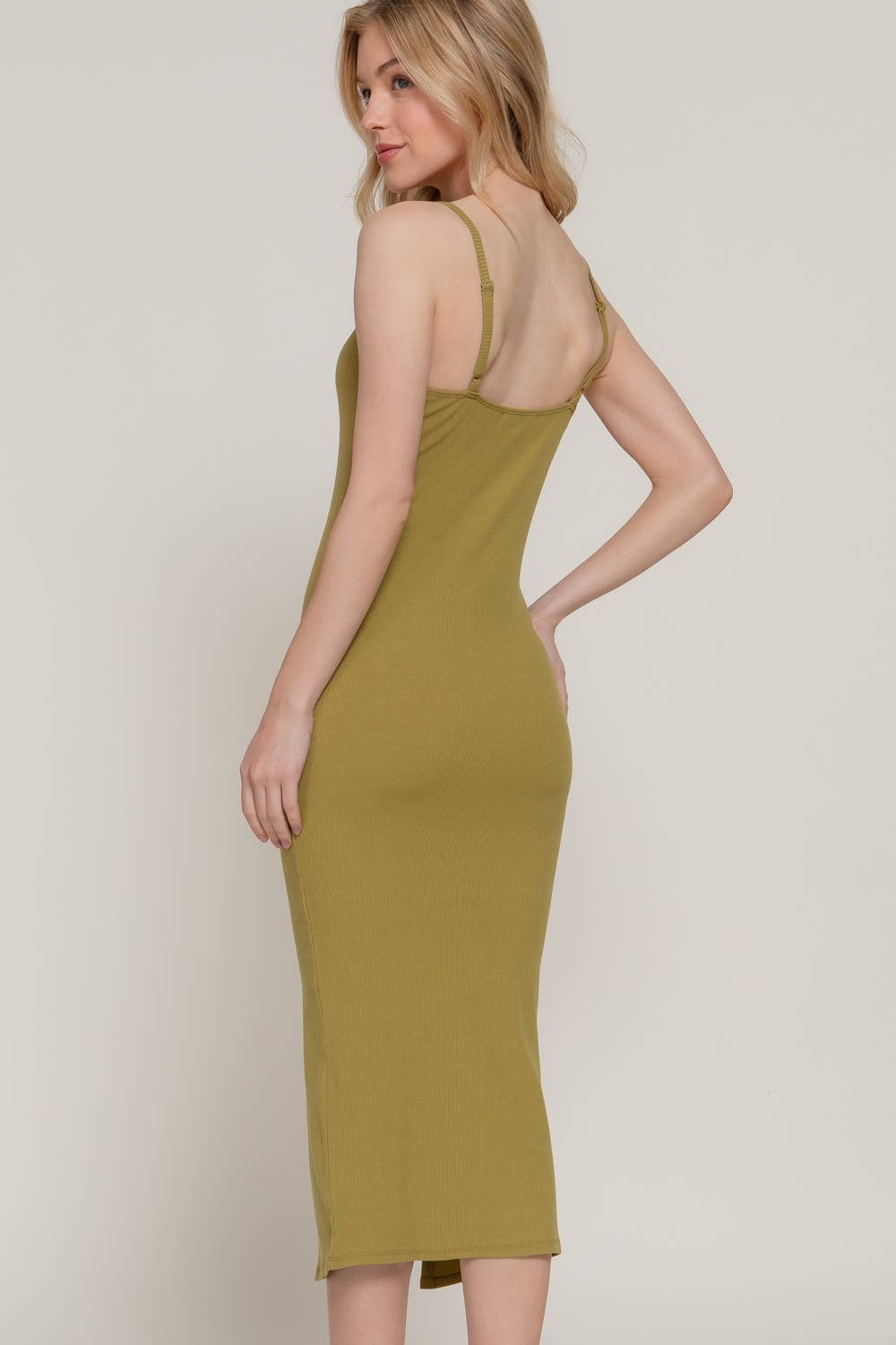 Active Basic | Active USA - Wholesale Jurk - Dames - Cami midi-jurk met knoopsluiting en rib21