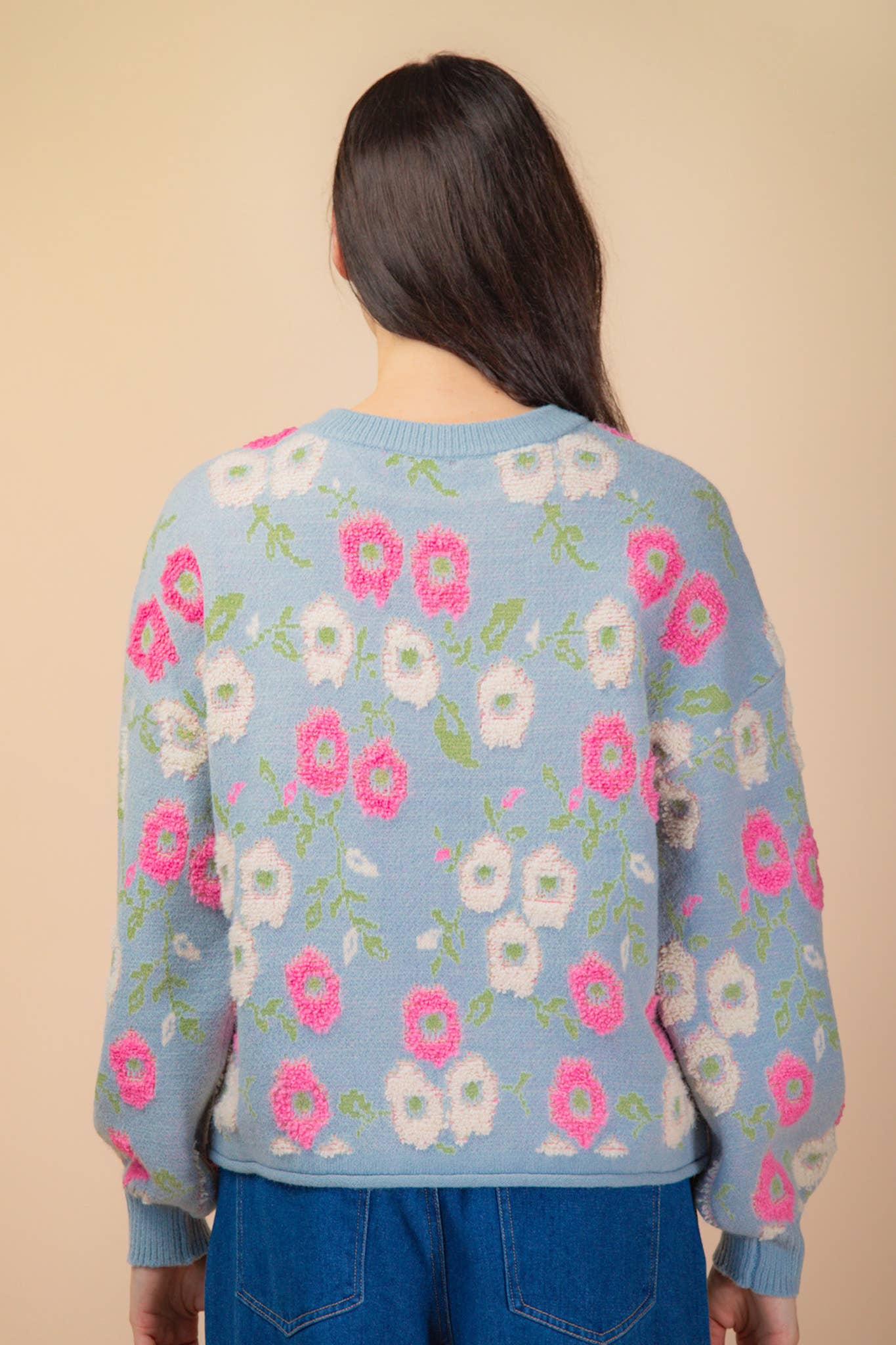 VERY J – wholesale Knitted jumper – Women′s – 12W3428N-Oversized Floral Textured Printed Knit Sweater Top4