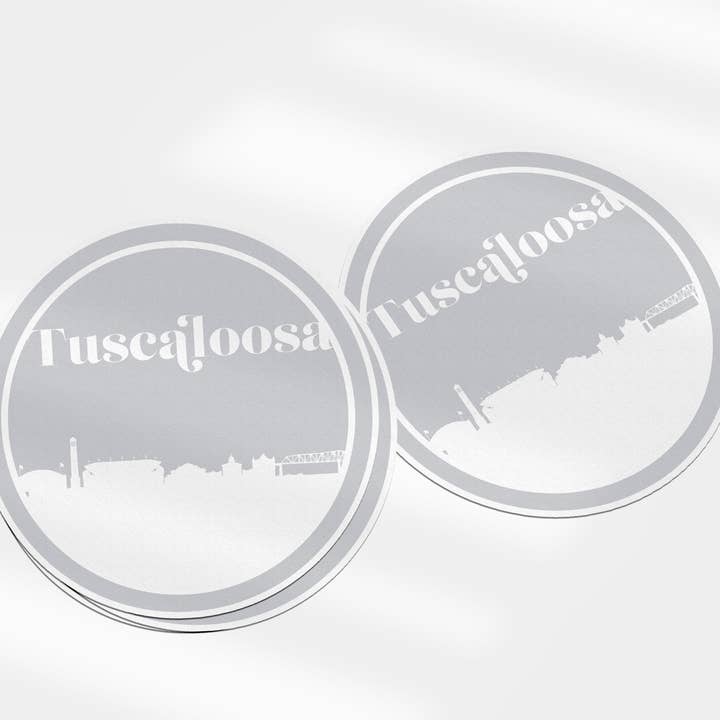 Adhesivo retro del horizonte de Tuscaloosa Alabama | Varios colores para venta al por mayor de Paperfinch Design