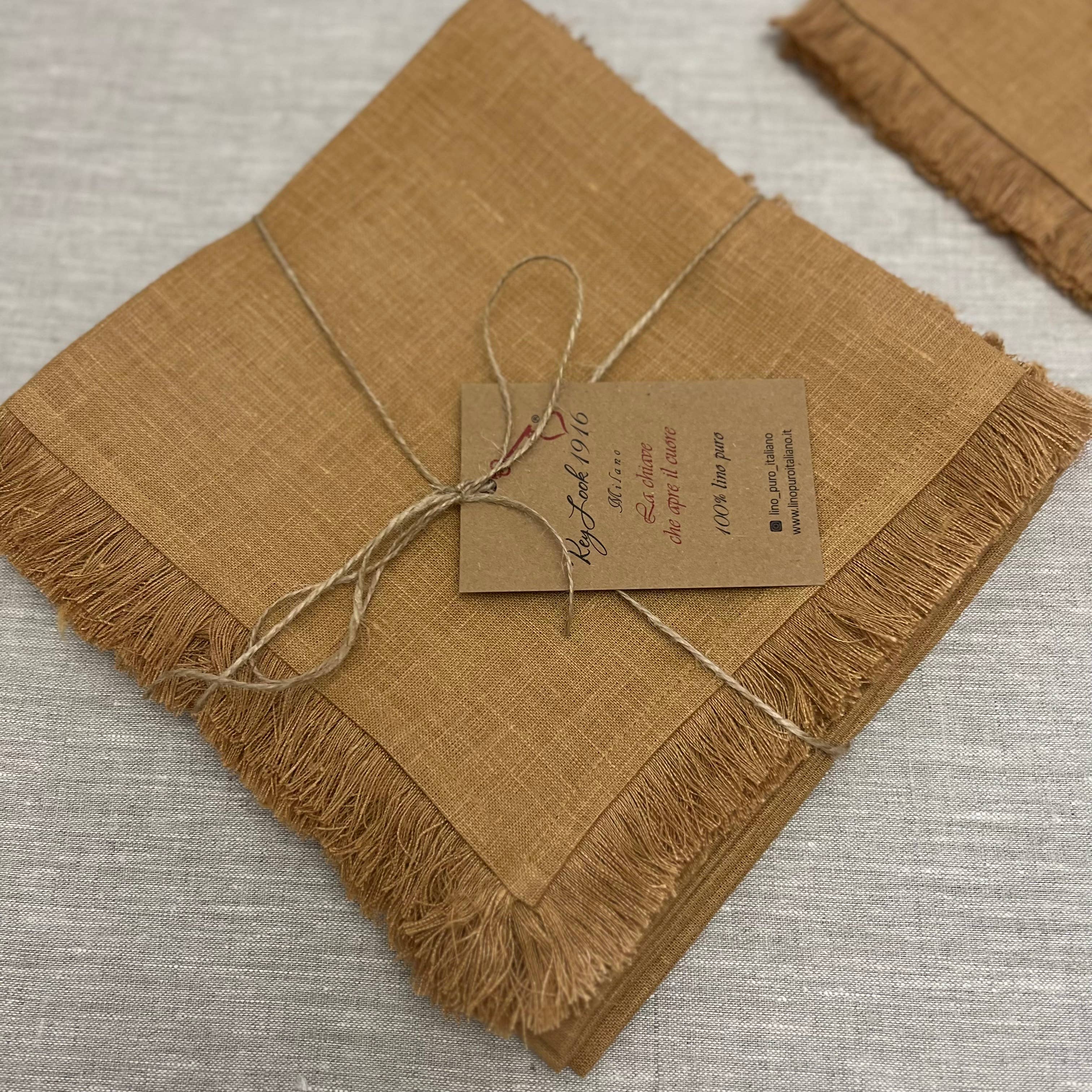 KEY LOOK1916 MILANO - Wholesale Dinner & Cloth Napkin - Linen napkins with fringes7