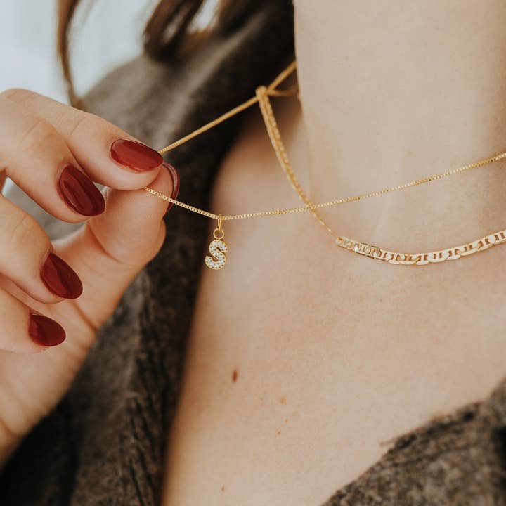 Sydney Rose Co. - Wholesale Pendant/Charm Necklace - Sparkle Letter Pendant Necklace7