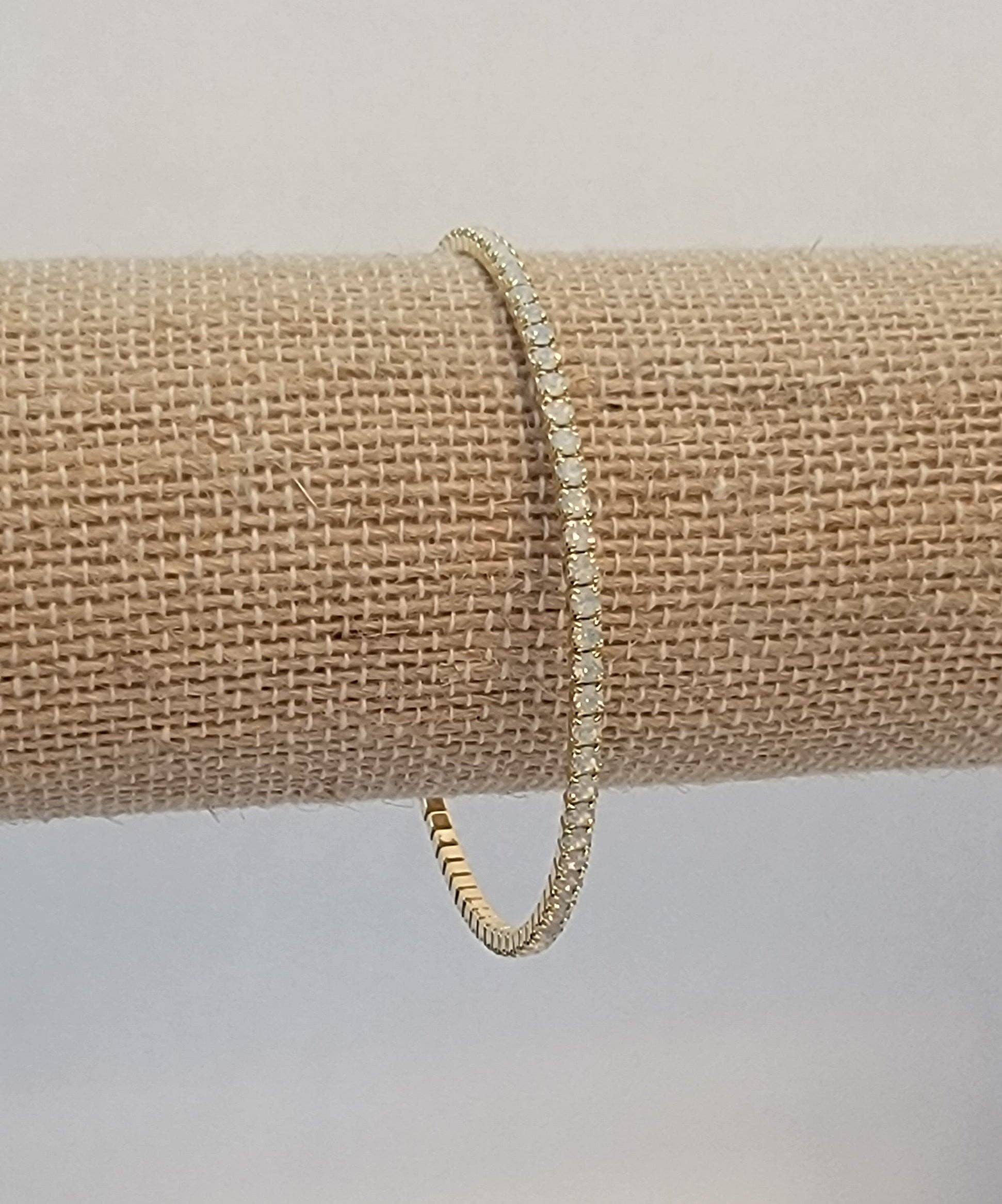 BETTYOH INC - Wholesale Beaded Bracelet - OPAL Gold Metal Bracelet1