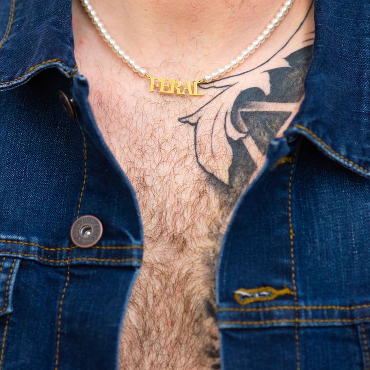 The Peach Fuzz - Wholesale Pendant/Charm Necklace - Feral Pearl Necklace