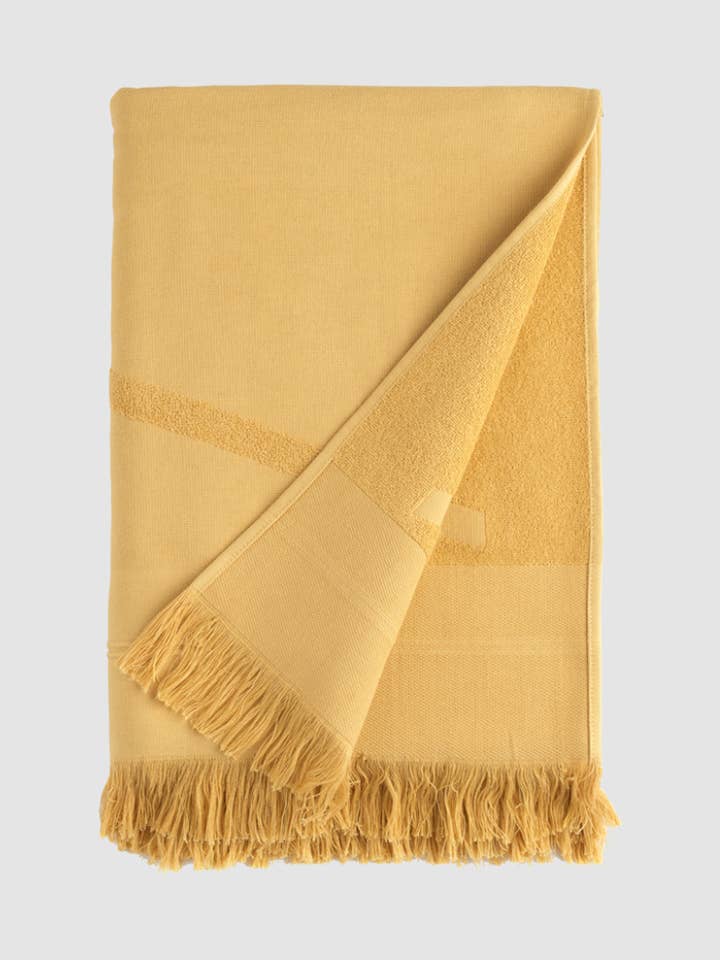 Gelbes Maxi-Strandtuch aus nachhaltigem Frottee-Baumwolle / Soleil für den Großhandel von WAY