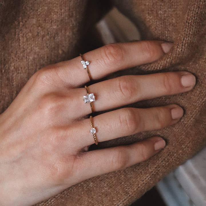 Waekura - Wholesale Single Stone/Solitaire Ring - Muguet ring - White1