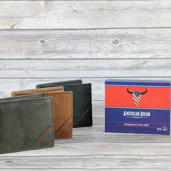 Leather Impressions Inc - Wholesale Wallet - Men's - RFID Bifold w/Center I.D. Flap & Corner Contrast Notch 1571517